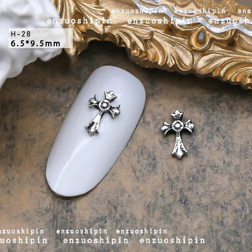 Metal Cross Nail Art - Image 3