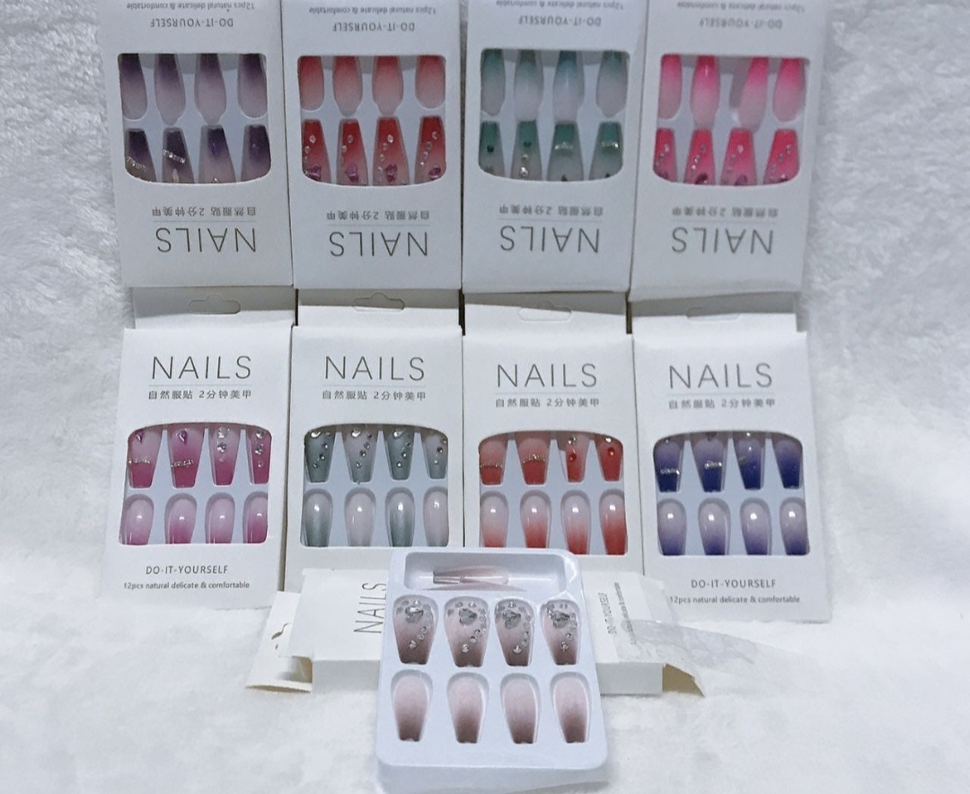 Press-On Nails 12-Piece – 4 Sets Designs - Image 3